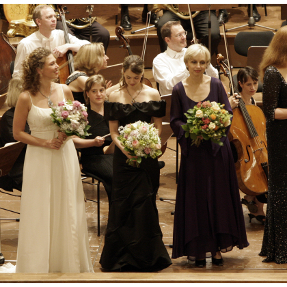 &copy;&nbsp;Werner Kmetitsch. Applaus für die schumannschen Faustszenen im Stefaniensaal. 